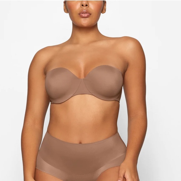 SKIMS Other - SKIMS Smoothing Intimates Strapless Bra Sienna 32D 34C